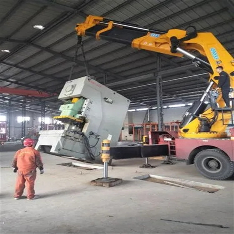 临西县80吨折臂吊车出租附近电话